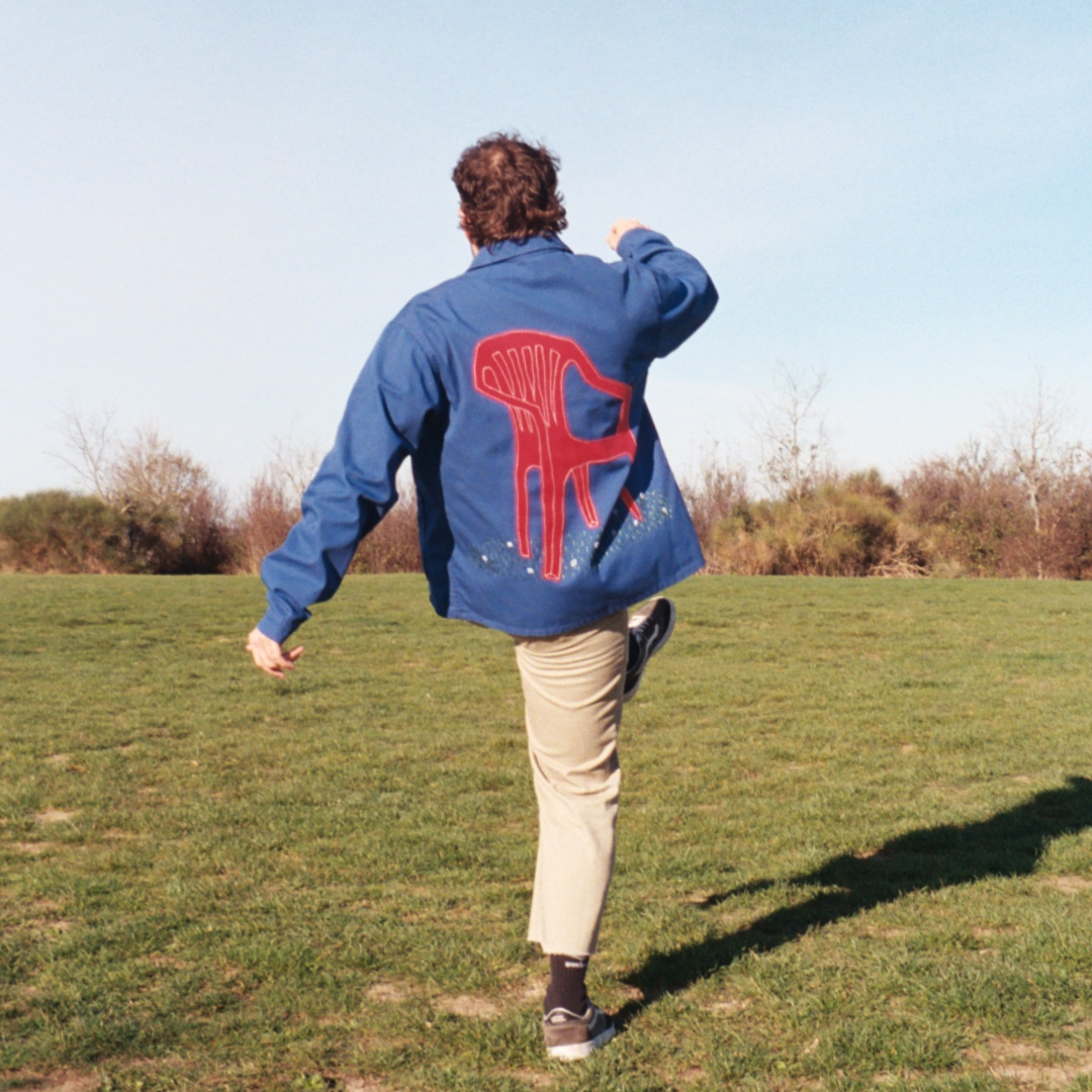 Bleu de travail - La chaise de jardin